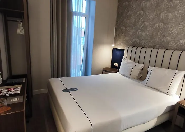 M'ar De Ar Auria Hotel 3*