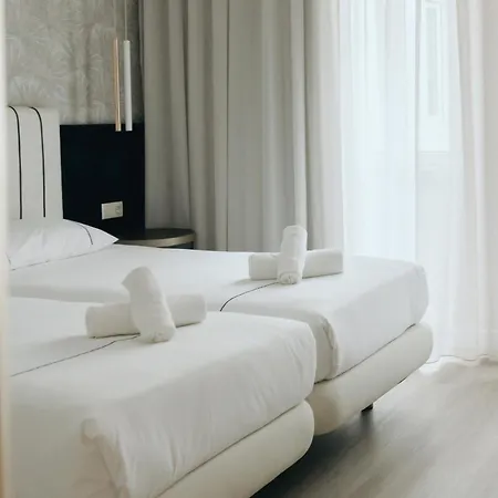 M'ar De Ar Auria Hotel 3*